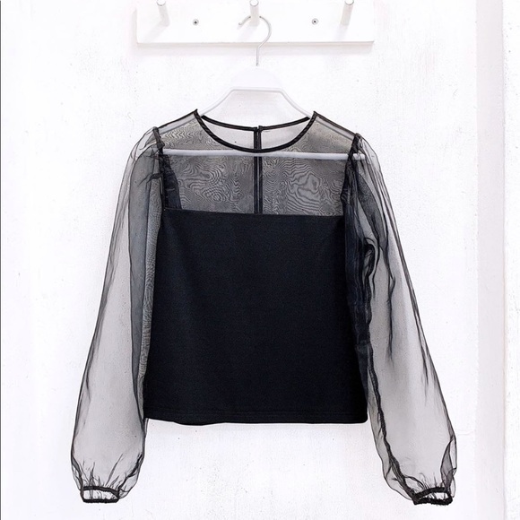 Black top - Picture 2 of 2